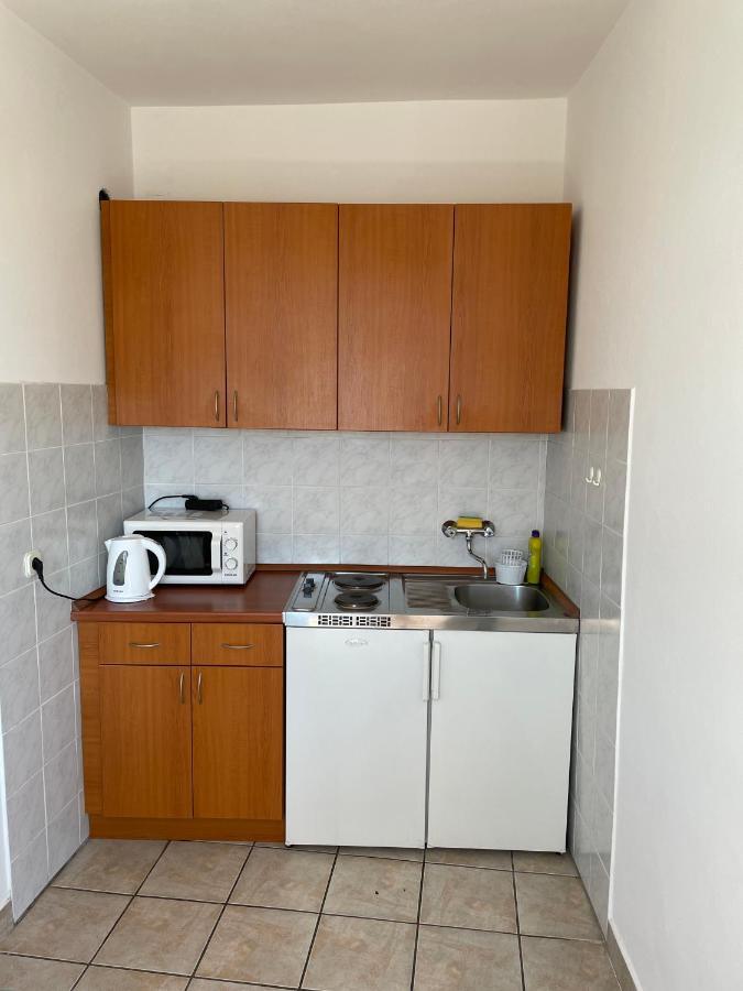 Diana Rooms And Apartments Starigrad-Paklenica Kültér fotó