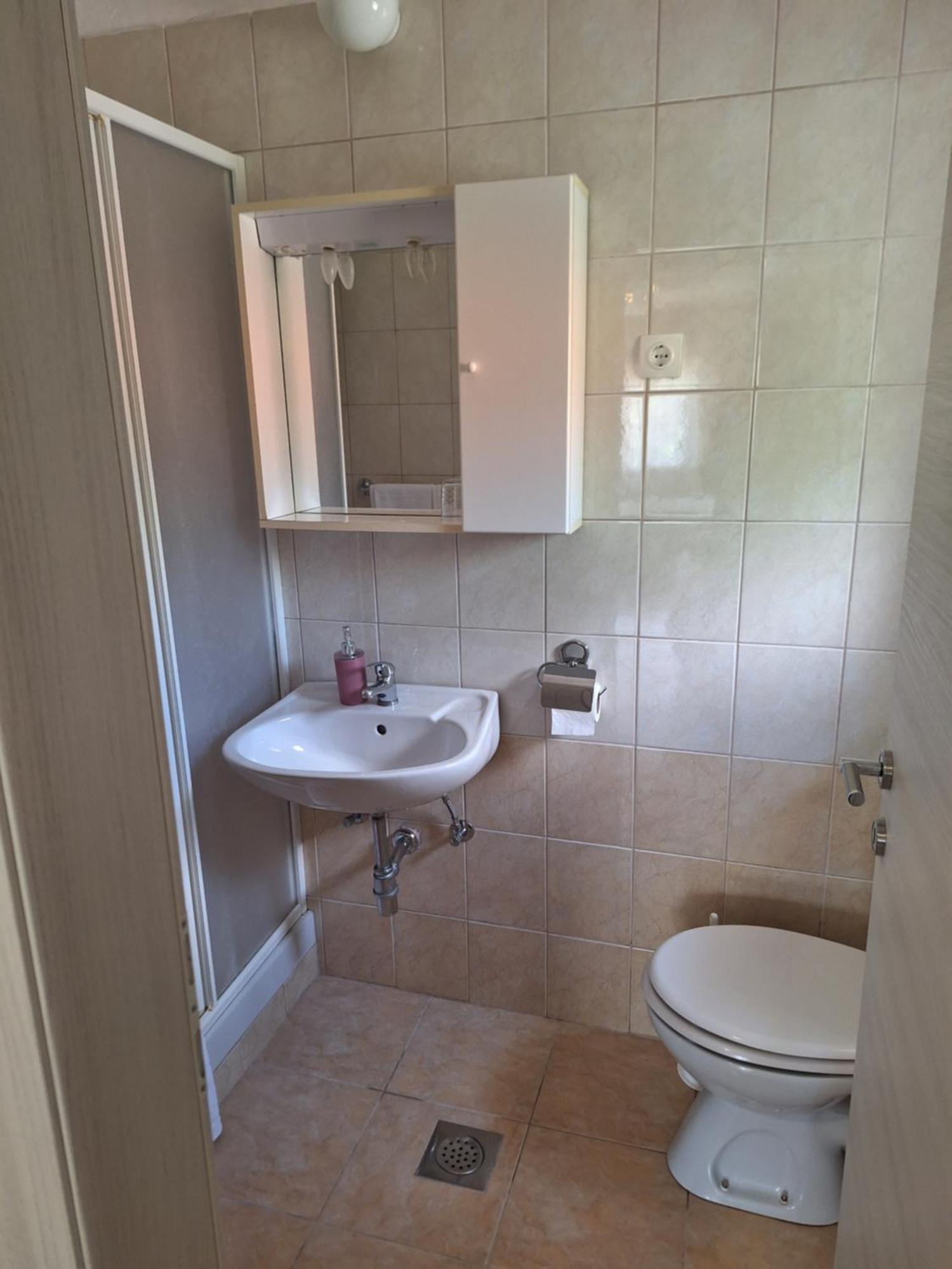 Diana Rooms And Apartments Starigrad-Paklenica Kültér fotó