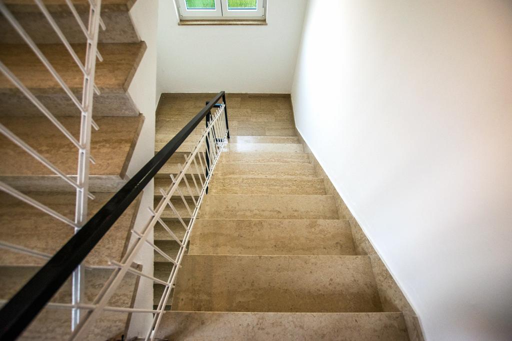 Diana Rooms And Apartments Starigrad-Paklenica Kültér fotó